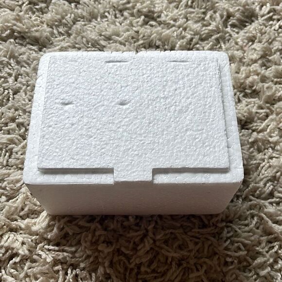 Dept 56 Dickens' Village #55581 "Bringing Home the Yule Log" 3-Piece Hand-Painte - Picture 3 of 11